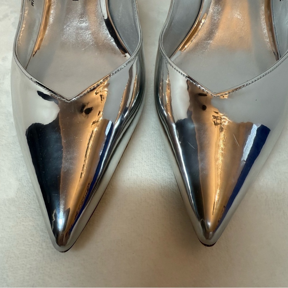 Stuart Weitzman Eva 50 Silver Slingback Heels - Picture 4 of 8